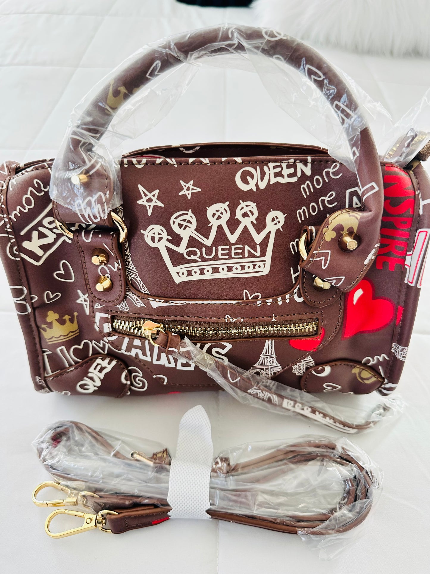 Mini But Mighty – Sleek Statement Purse