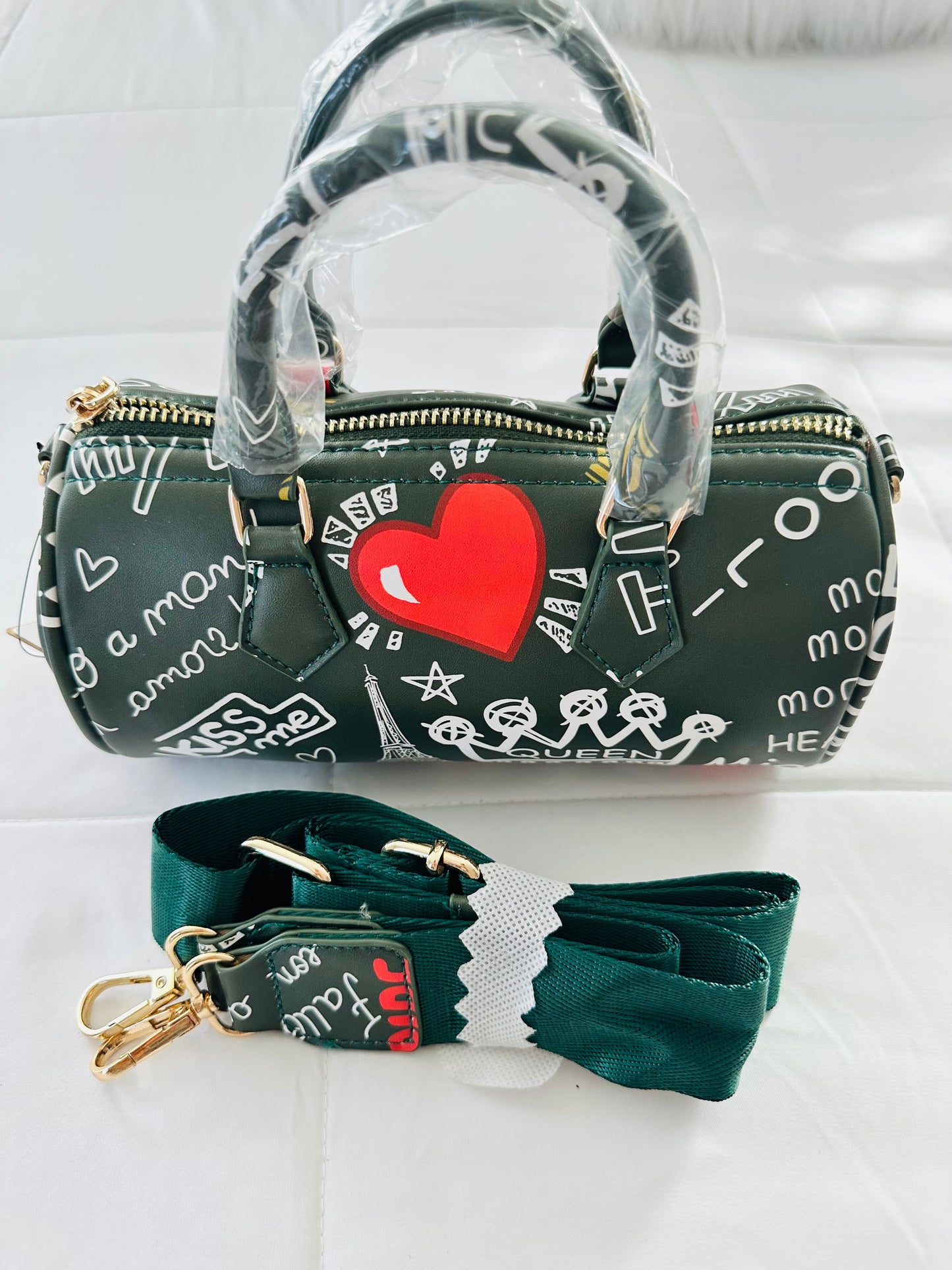 Mini But Mighty – Sleek Statement Purse