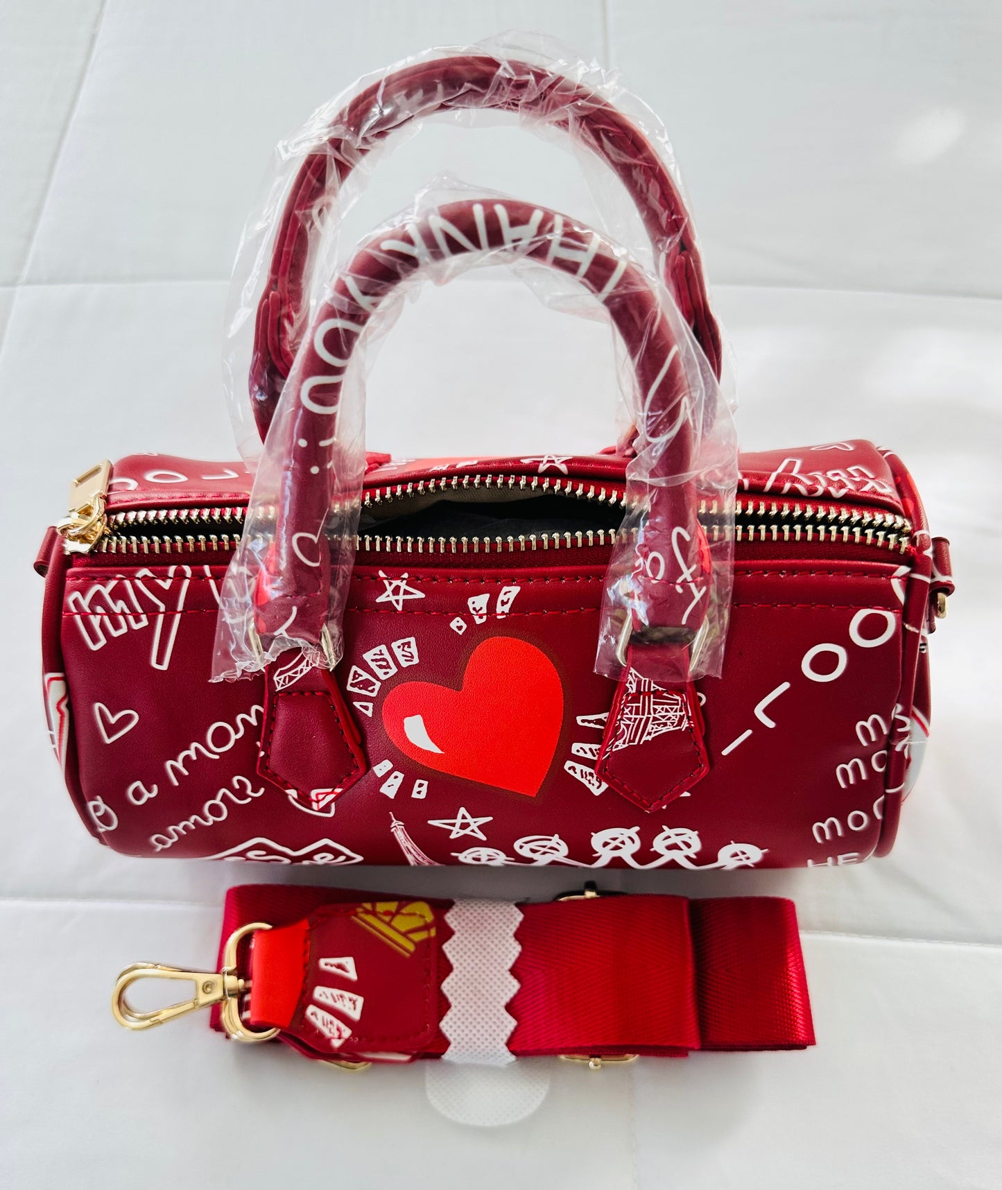 Mini But Mighty – Sleek Statement Purse